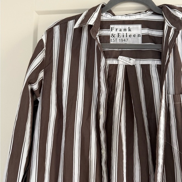 Frank & Eileen chocolate brown white stripe Joedy button down size xs - Picture 2 of 3